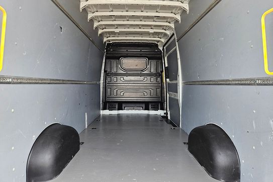 Volkswagen Crafter L4H2