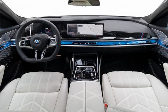 BMW Seria 7 740d xDrive M Sport
