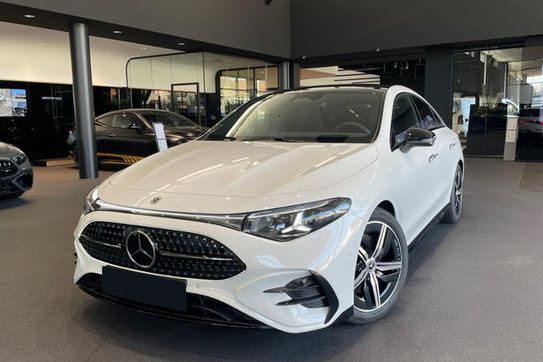 Mercedes CLA 220 4-Matic AMG Line