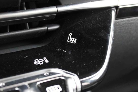 Peugeot 208 Allure e-DCS6  1.2 mHEV