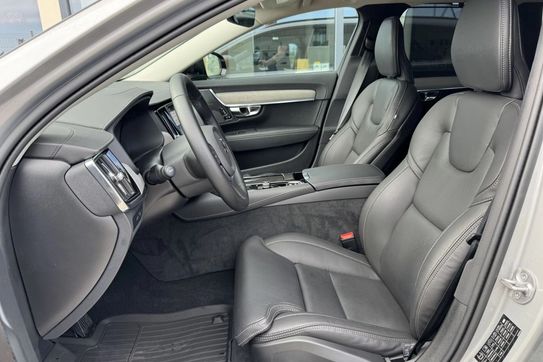 Volvo V90 T6 AWD Plug-In Hybrid Plus Dark aut