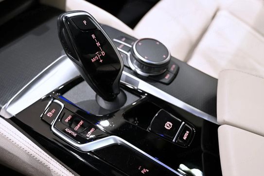 BMW Seria 5 540i xDrive mHEV aut