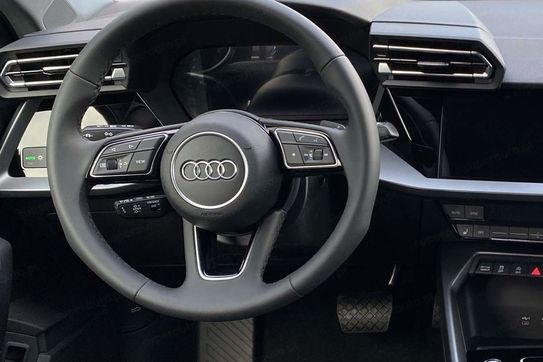 Audi A3 35 TFSI allstreet