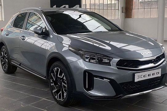 Kia XCeed 1.6 T-GDI Business Line DCT