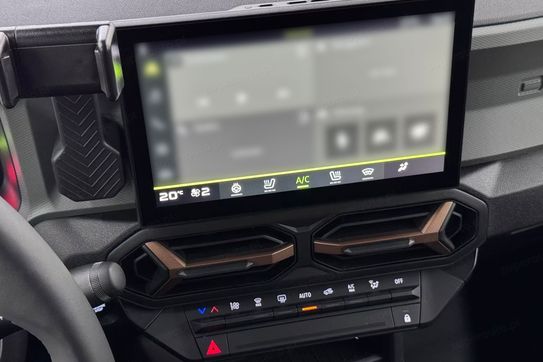 Dacia Duster Extreme MMT 1.8 Full Hybrid