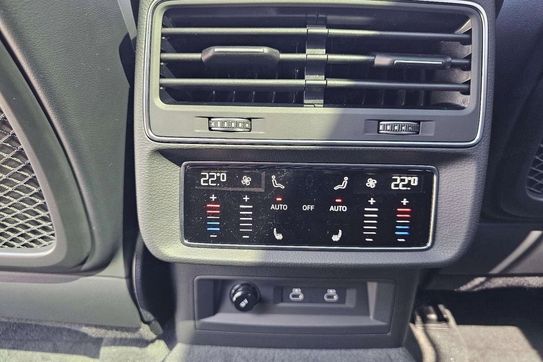 Audi Q7 50 TDI quattro S Line