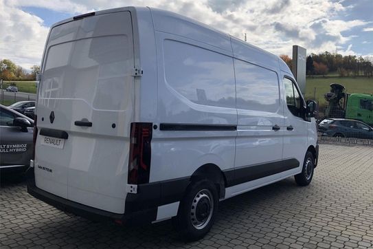 Renault Master L2H2 Extra AT9