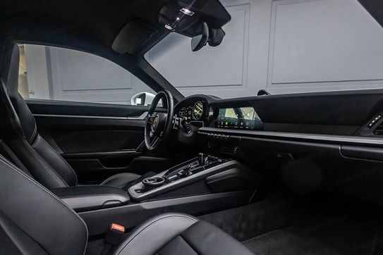 Porsche 911 Carrera 4 Pdk