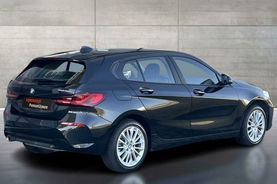 BMW Seria 1 118i