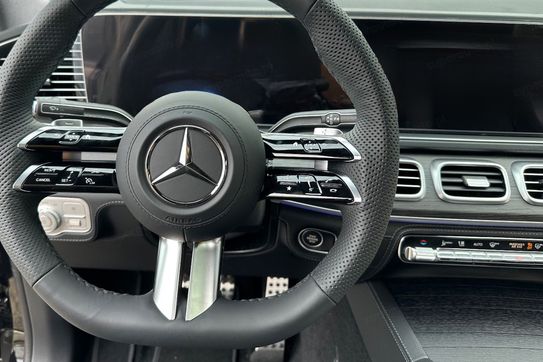 Mercedes GLE 300 d  4-Matic AMG Line