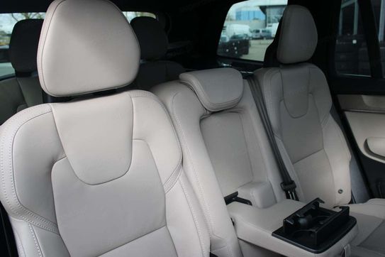 Volvo XC90 T8 AWD Plug-In Hybrid Ultra Dark 7os