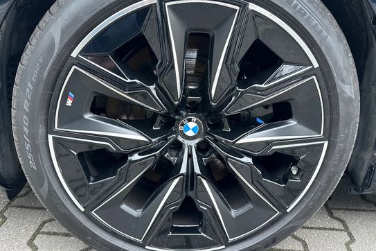 BMW Seria 7 M760e xDrive