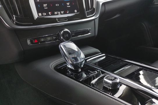 Volvo V90 T6 AWD Plug-In Hybrid Plus Bright