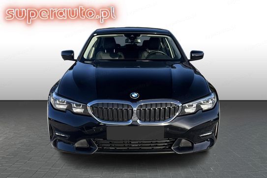 BMW Seria 3 318i