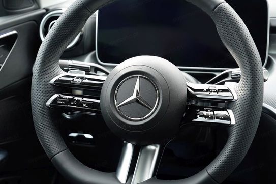 Mercedes Klasa C 200 4-Matic AMG