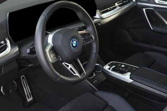 BMW iX2 eDrive20