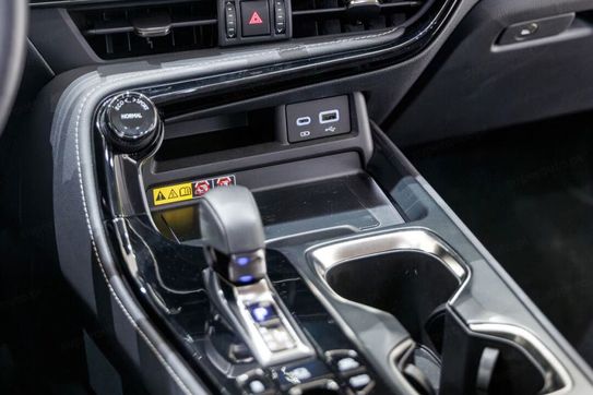 Lexus NX 450h+ Prestige AWD