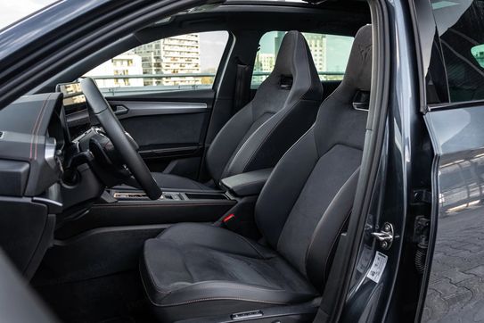 Cupra Leon 2.0 TSI 4Drive DSG VZ Tribe Edition