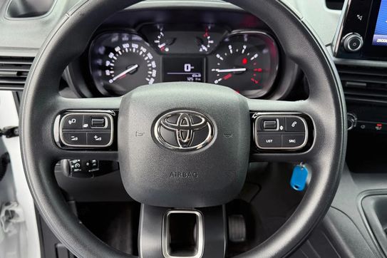 Toyota Proace City 1.5 D-4D Long
