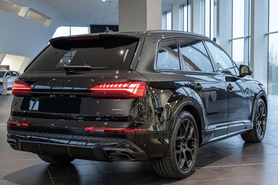 Audi Q7 50 TDI quattro S Line