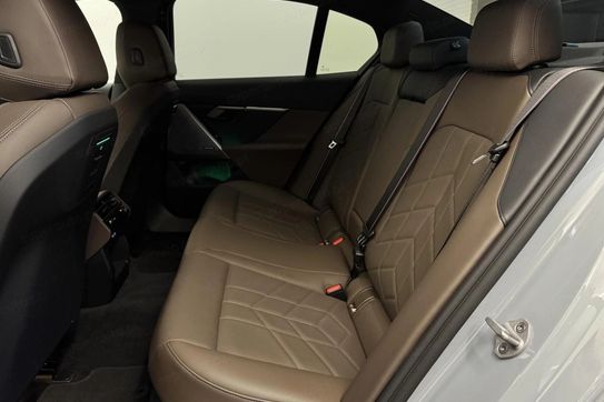 BMW Seria 5 520d xDrive mHEV aut
