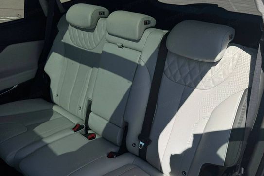 Hyundai Santa Fe 1.6 T-GDI HEV Platinum 4WD