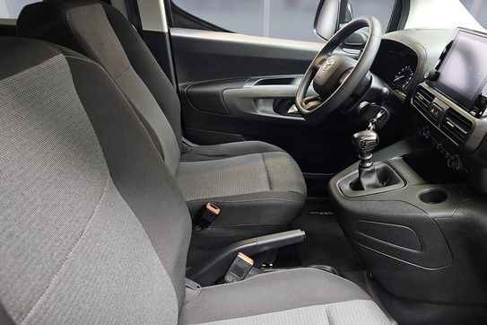 Toyota Proace City Verso Long 1.5 d-4D Business