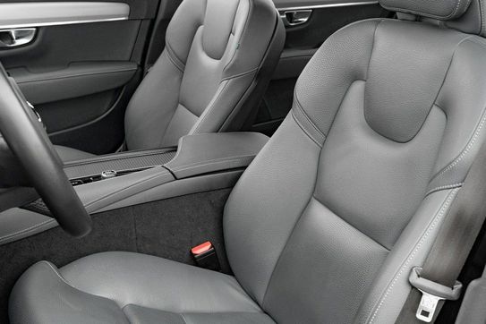 Volvo S90 D5 AWD Momentum