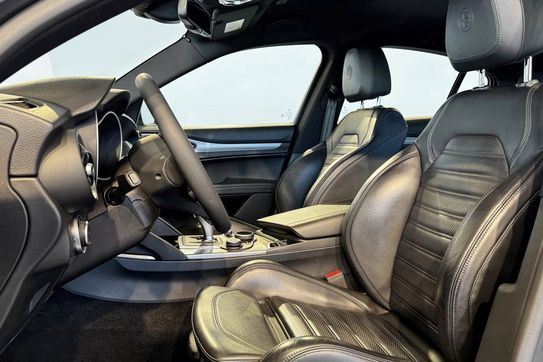 Alfa Romeo Stelvio Turbo Q4