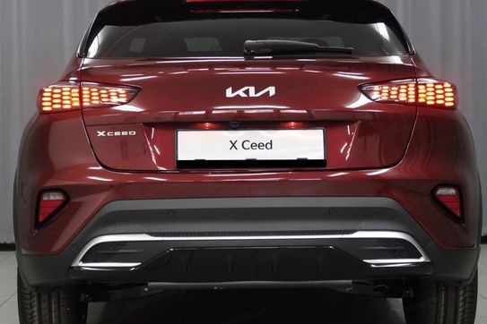 Kia XCeed 1.6 T-GDI Business Line DCT