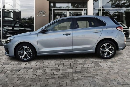 Hyundai i30 1.5 T-GDI Smart DCT