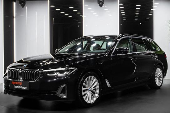 BMW Seria 5 520I Luxury Line
