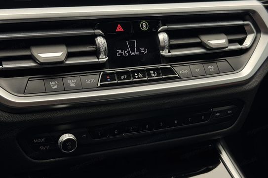 BMW Seria 3 318i aut