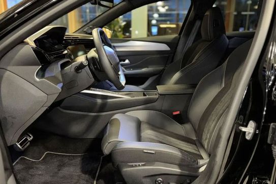 Peugeot 408 GT Exclusive S&S e-DCS6 1.2 PureTech mHEV