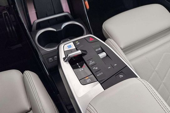 BMW iX1 xDrive30 M Sport