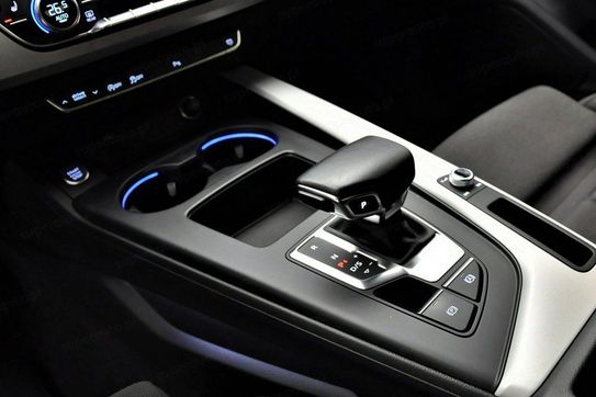 Audi A4 40 TFSI mHEV quattro S Line S tronic