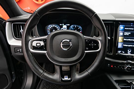 Volvo XC60 D AWD R-Design aut