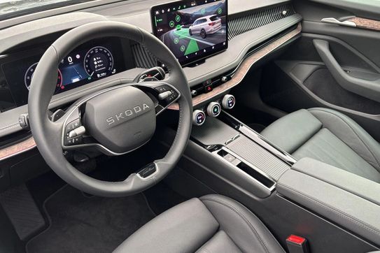 Skoda Superb 2.0 TDI SCR 4x4 L&K DSG