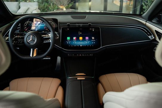 Mercedes E Klasa 220 d 4-Matic AMG