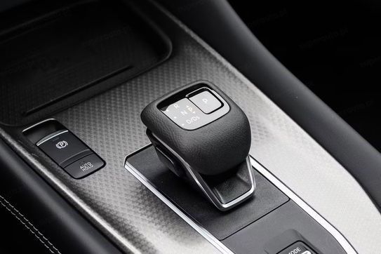 Nissan Qashqai N-Connecta Xtronic 1.3 DIG-T mHEV