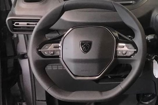 Peugeot Partner Van XL L2H1 Zabudowa Brygadowa