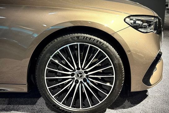 Mercedes Klasa E 220 d 4-Matic AMG