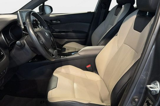 Toyota C-HR 2.0 Hybrid