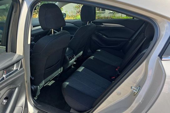 Mazda 6 2.0 Center-Line
