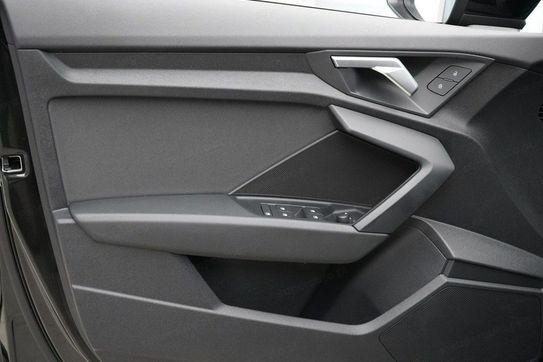 Audi A3 35 TFSI mHEV S tronic
