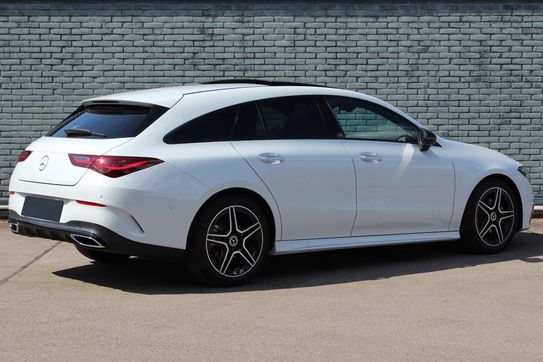 Mercedes CLA 200 AMG Line Shooting Brake