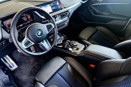 BMW Seria 2 Gran Coupe 220d M Sport