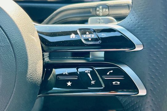 Mercedes Klasa A 250 e AMG Line