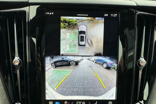 Volvo XC60 T6 Plug-In Hybrid AWD Ultra Dark aut