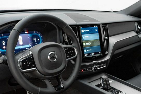 Volvo XC60 B4 B Plus Dark